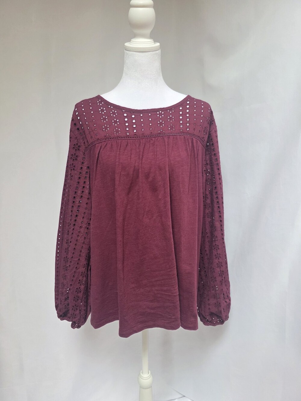 St John’s Bay XL Plum Eyelet Blouse 100% Cotton Long Sleeve Boho
